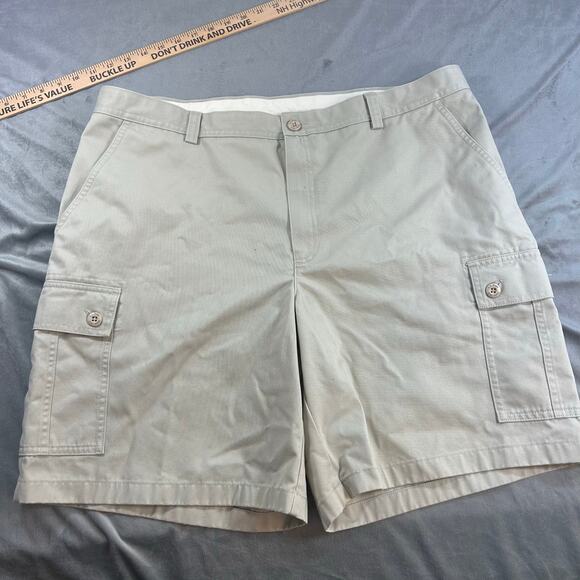 L.L. Bean Men's Cargo Shorts Two Pair Size Size 40 - Picture 2 of 13